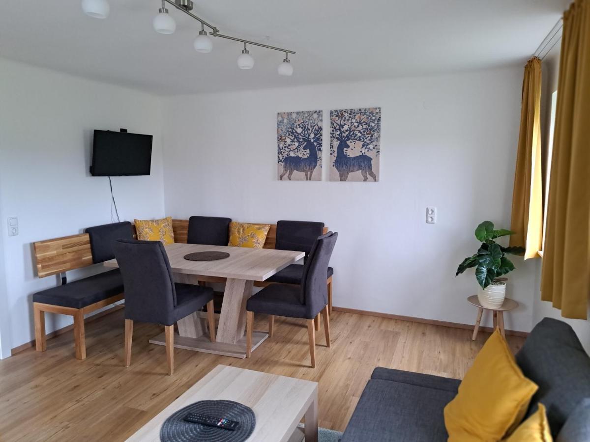 Ferienwohnung Wallersee Neumarkt am Wallersee Luaran gambar